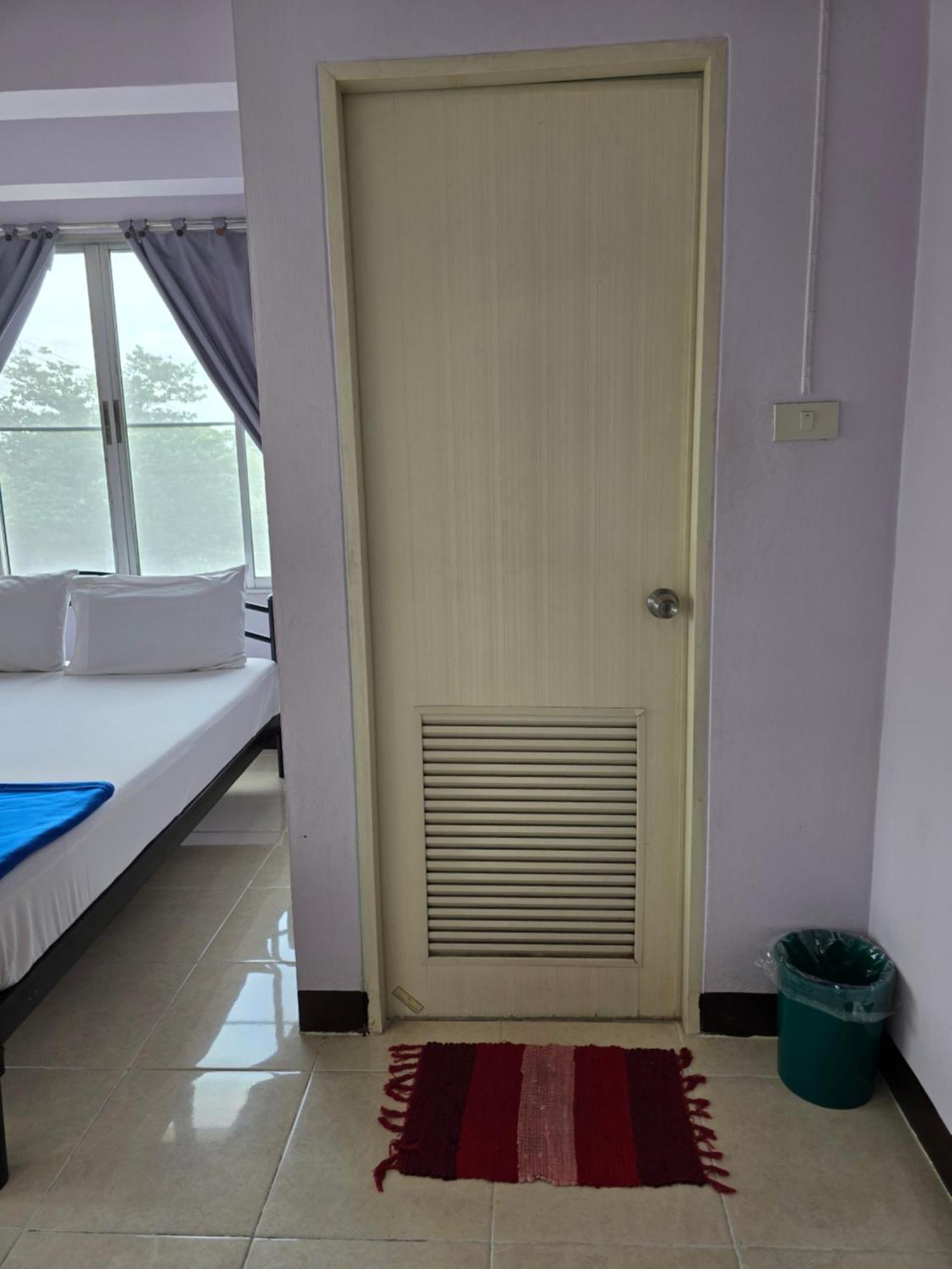Bella Bella Riverview Bangkok Luaran gambar